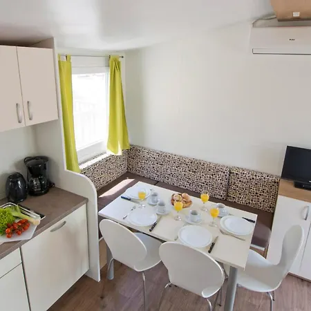 Mobile Homes Solaris Vacanceselect 4* Sibenik