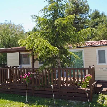 Mobile Homes Solaris Vacanceselect Prázdninový areál 4*